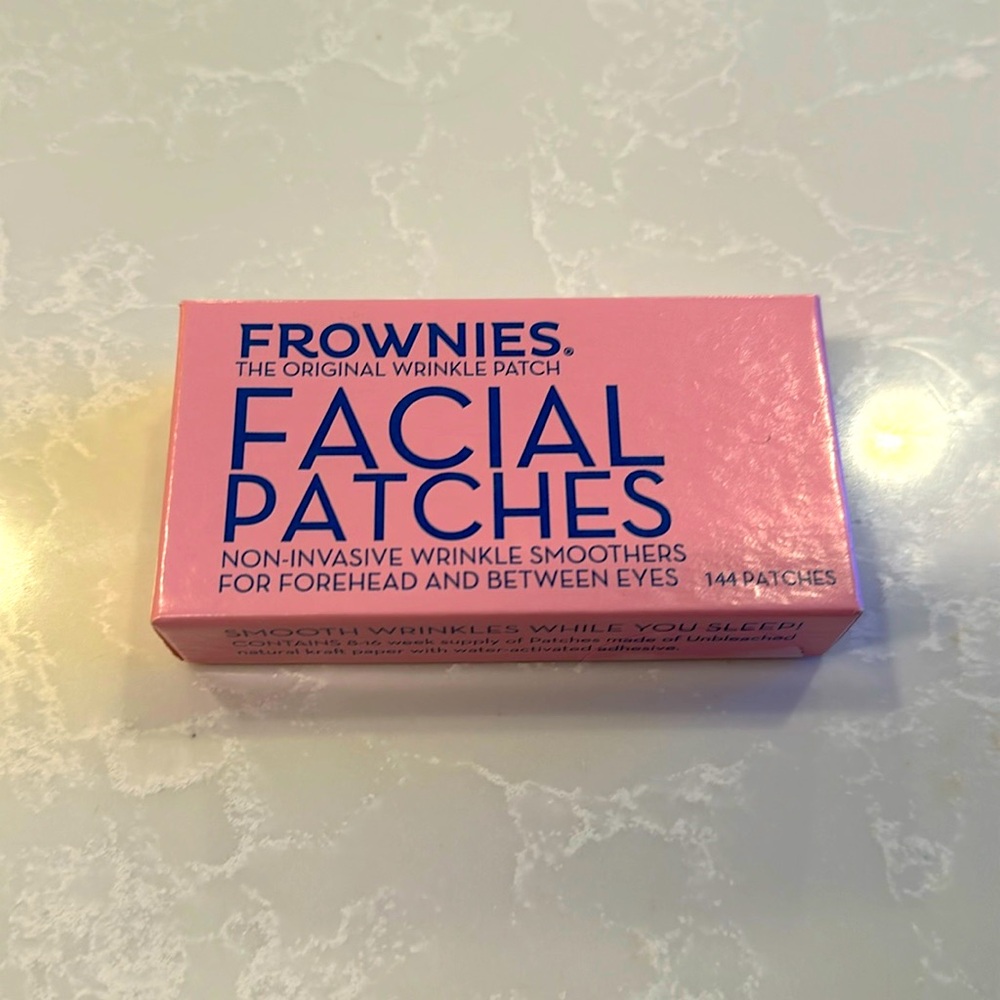 Frownies unopened box 144 patches